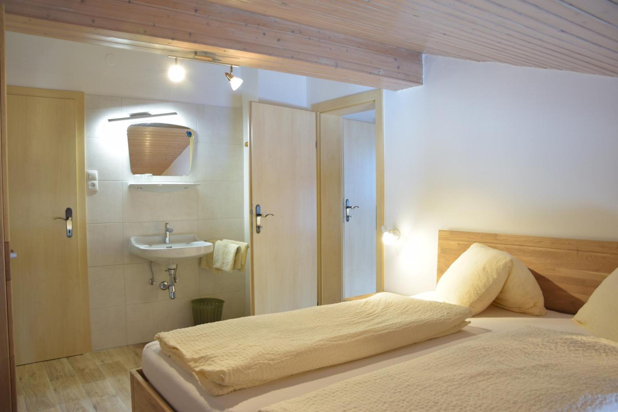ミッタージルLoeschenbrandhofアパートメント 部屋 写真
