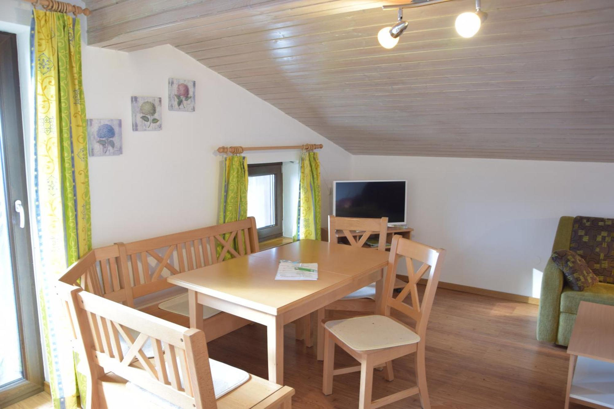 ミッタージルLoeschenbrandhofアパートメント 部屋 写真